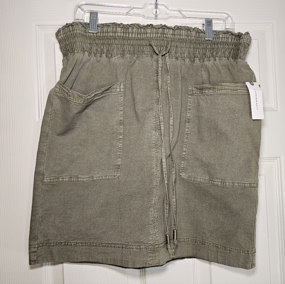 Anthropologie Olive Utility Skirt – NWT – Size M